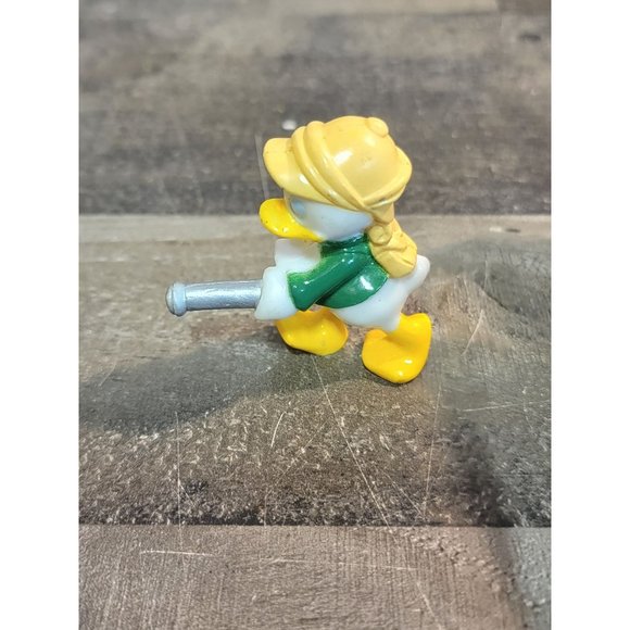 Donald Duck Louie hunting gun green toy figure Disney - Picture 2 of 4